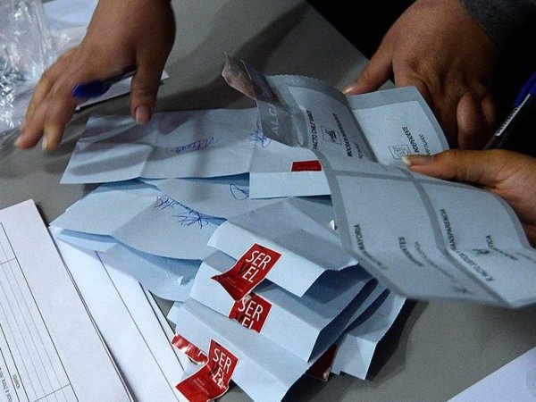 Curicó informa locales de votación 2025