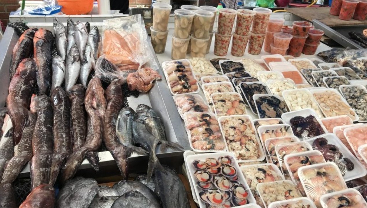 /consejos-para-un-consumo-seguro-y-saludable-de-pescados-y-mariscos-en