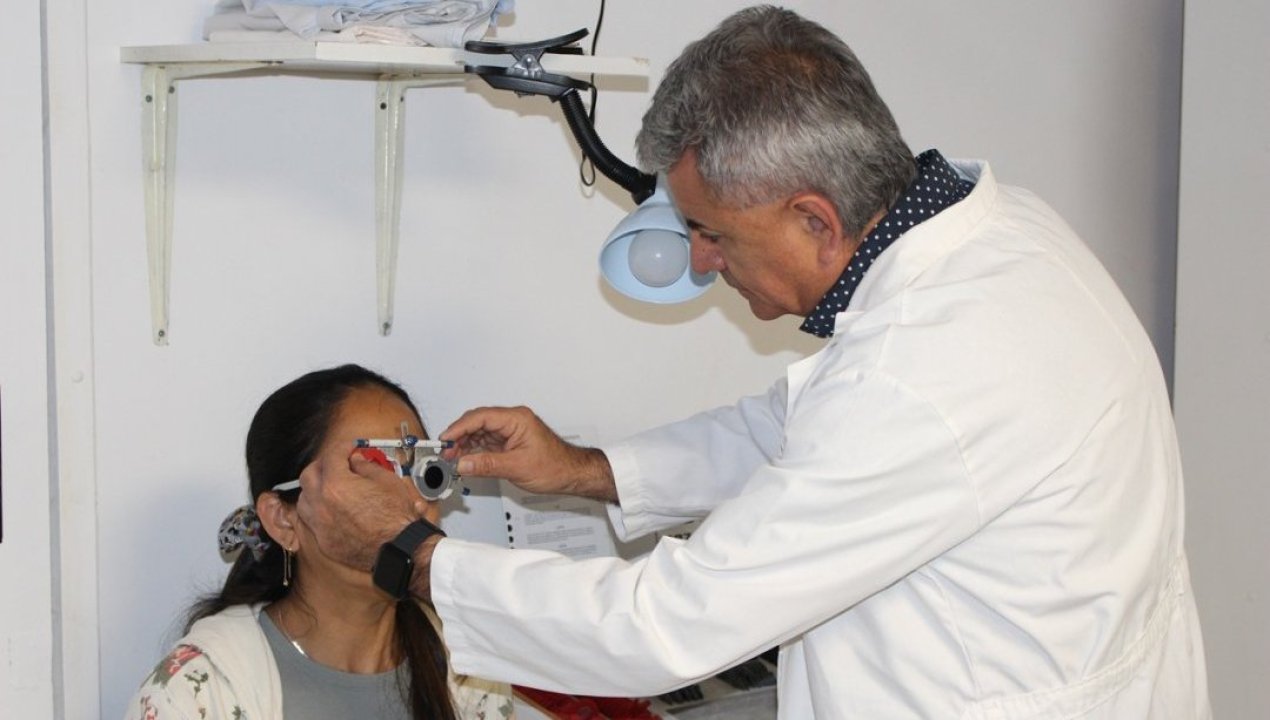 /local/junta-de-vecinos-san-lorenzo-realizo-atencion-oftalmologica-y-otorrina-a