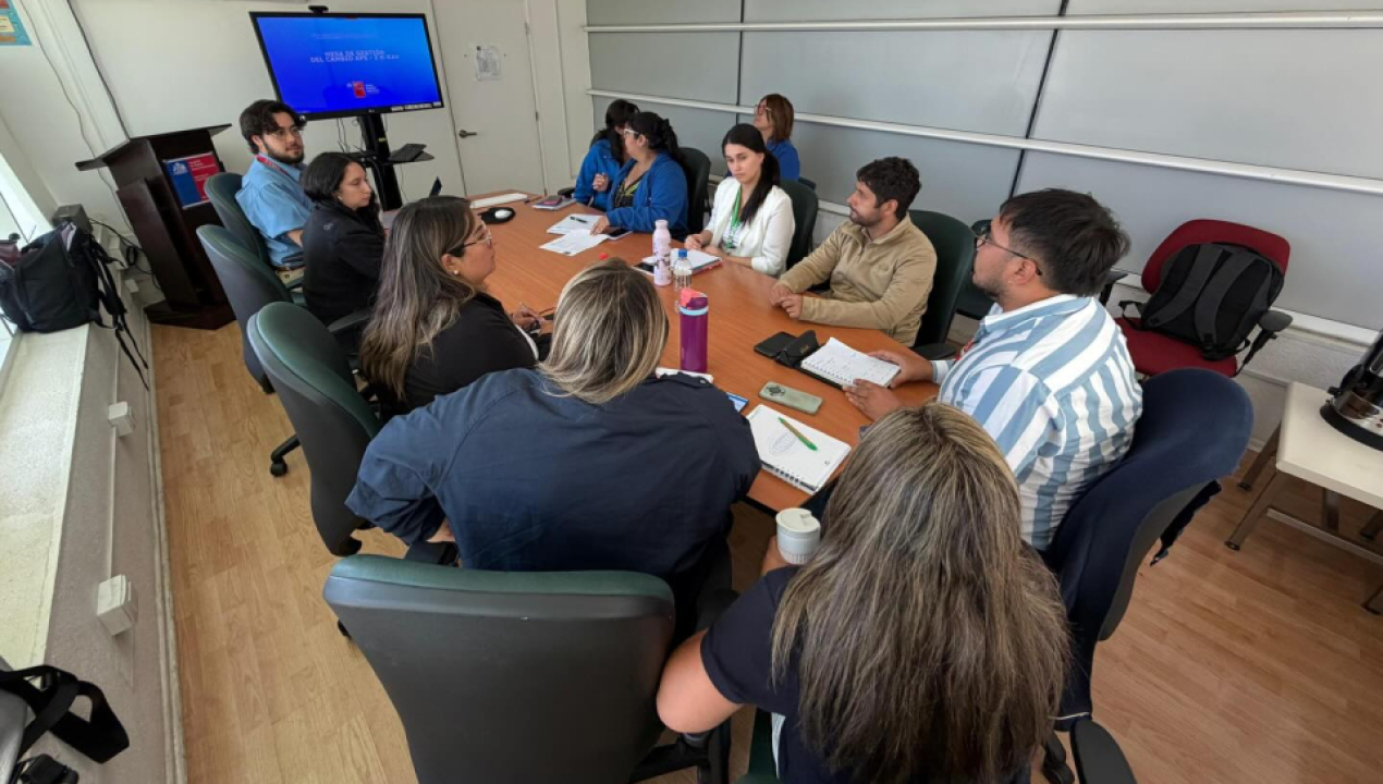 /mesa-de-gestion-del-cambio-define-lineamientos-para-acompanar-traspaso-de