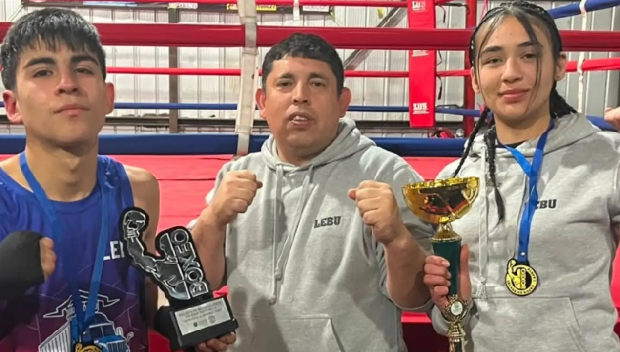 /pugiles-de-lebu-obtienen-destacados-triunfos-y-se-coronan-campeones-en-el