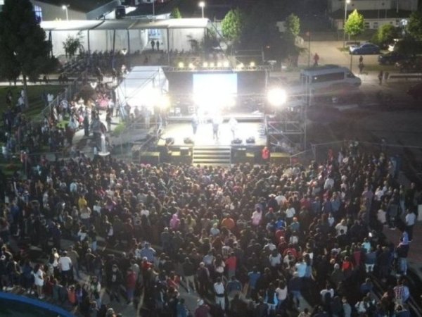 Lontué celebra con música, comida y tradición