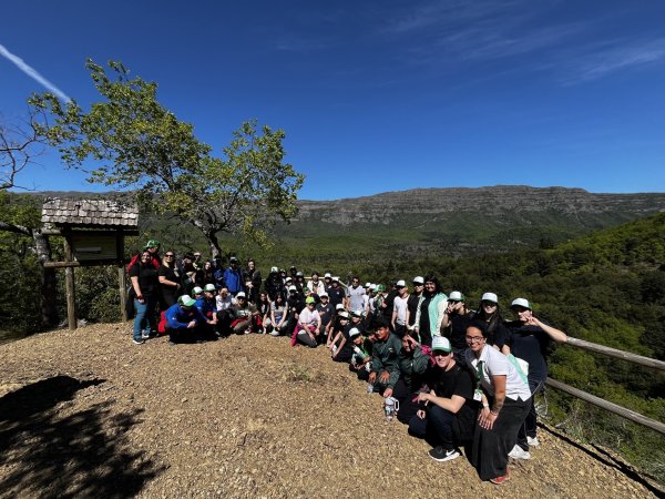 Estudiantes curicanos vivieron jornada ambiental en Radal
