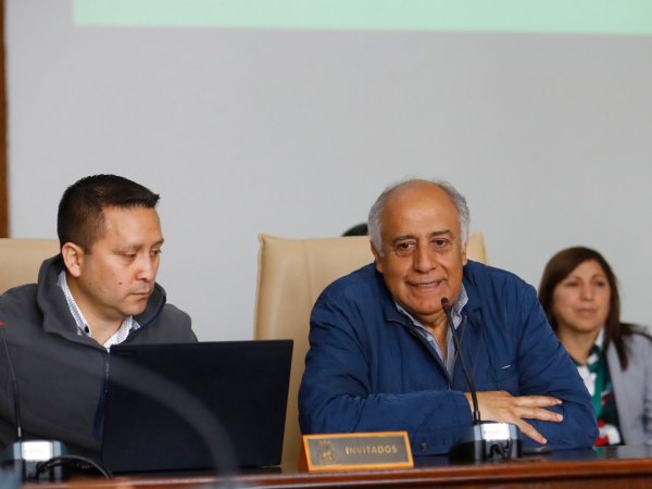 Curicó moderniza el traslado de fármacos comunales