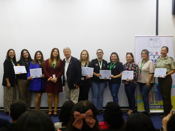 Programa Lazos culmina año 2025 con más de mil familias beneficiadas