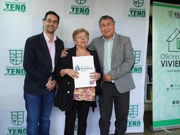 Más de 120 familias reciben títulos de dominio en el Maule