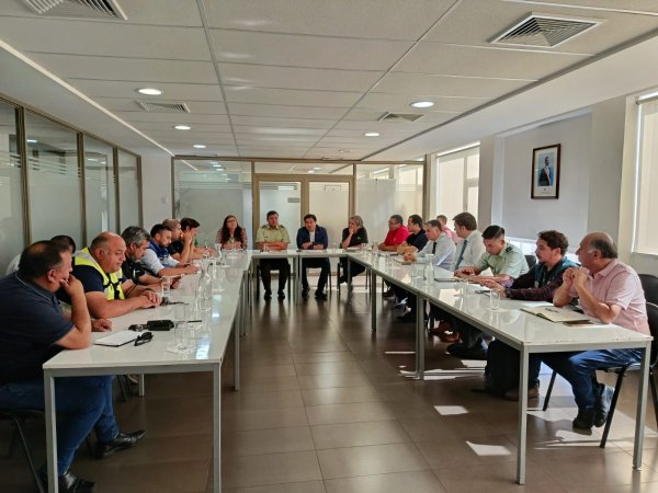 Curicó refuerza coordinación preventiva ante riesgo de incendios