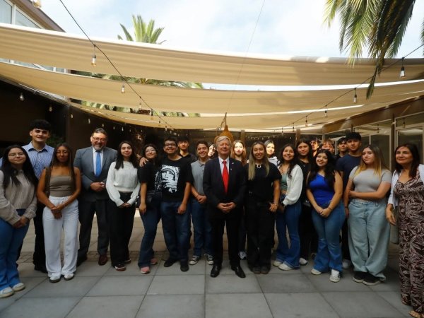 Curicó destaca a puntajes nacionales de la PAES 2025