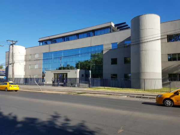 Menor queda bajo supervisión tras portar arma en Curicó