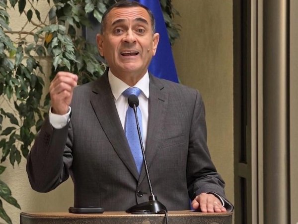 Muñoz apoya test de drogas obligatorio