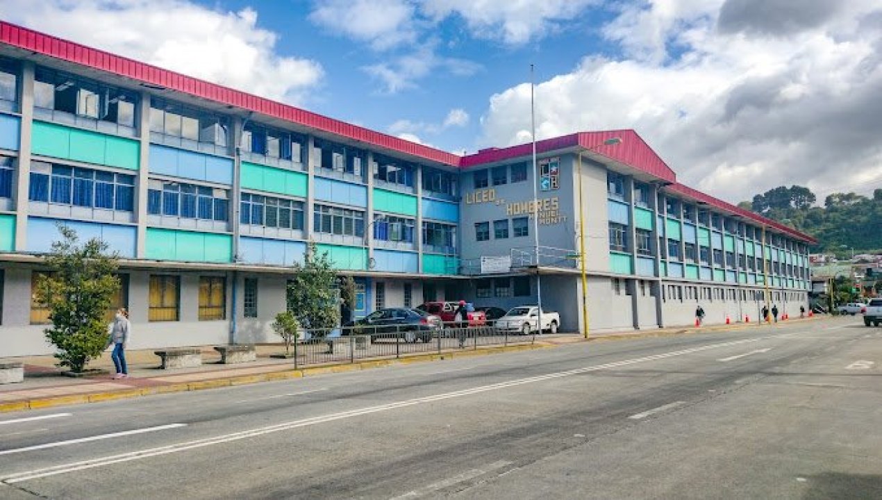 /puerto-montt-enfrenta-crisis-educativa-250-funcionarios-seran