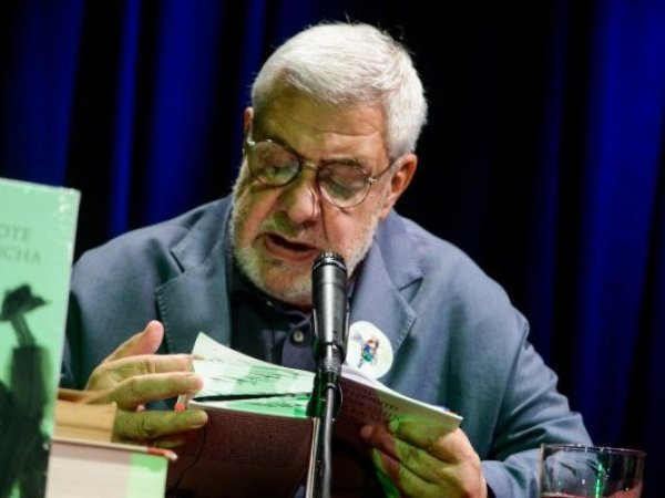 El actor Julio Jung fue reconocido con el Premio Nacional de Humor 2025