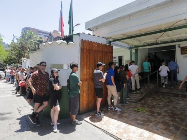 Hombre se excusó de votar y Carabineros descubrieron que tenía una denuncia por presunta desgracia