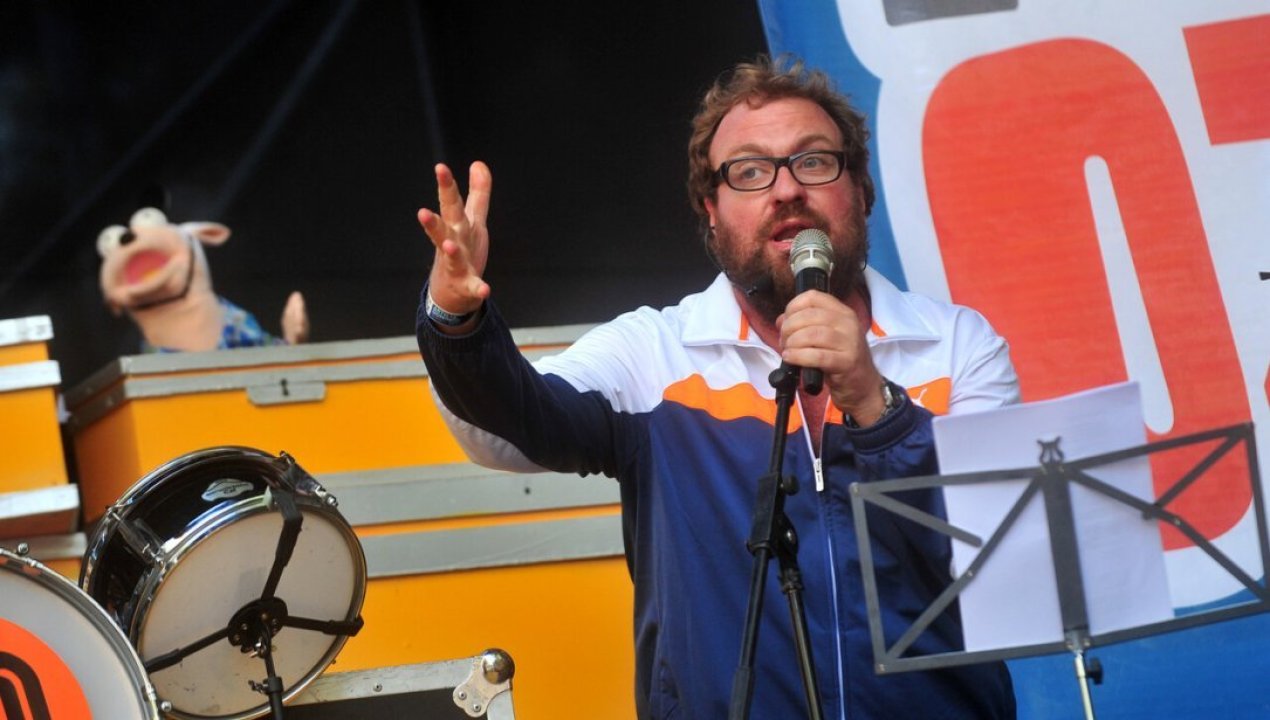 /magazine/cofundador-de-31-minutos-se-sincera-sobre-su-voto-en-las-proximas